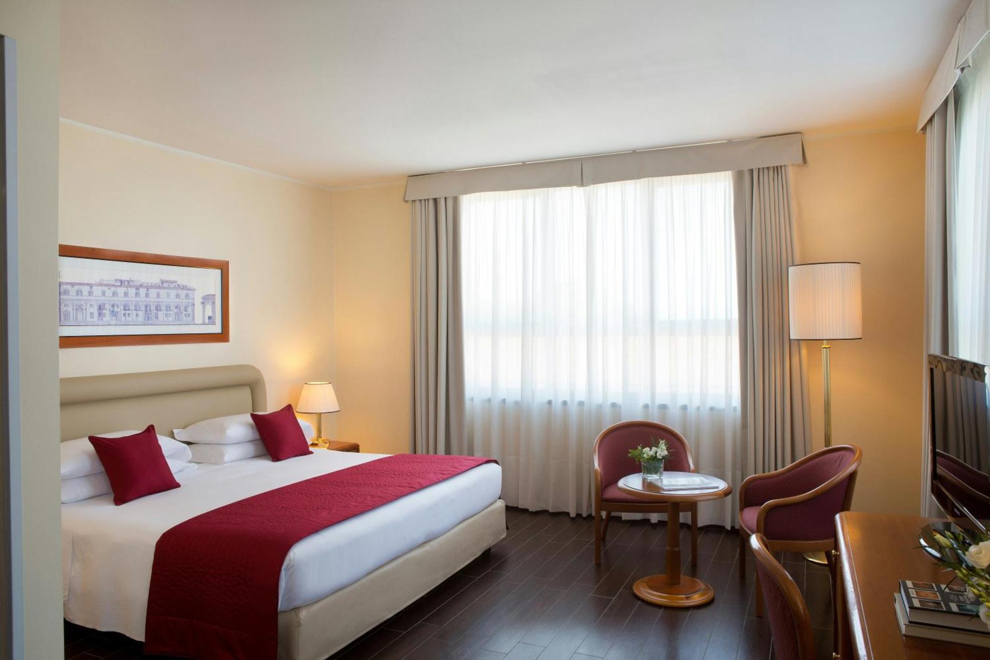 Executive Double or Twin Room,1729993716:JPEG